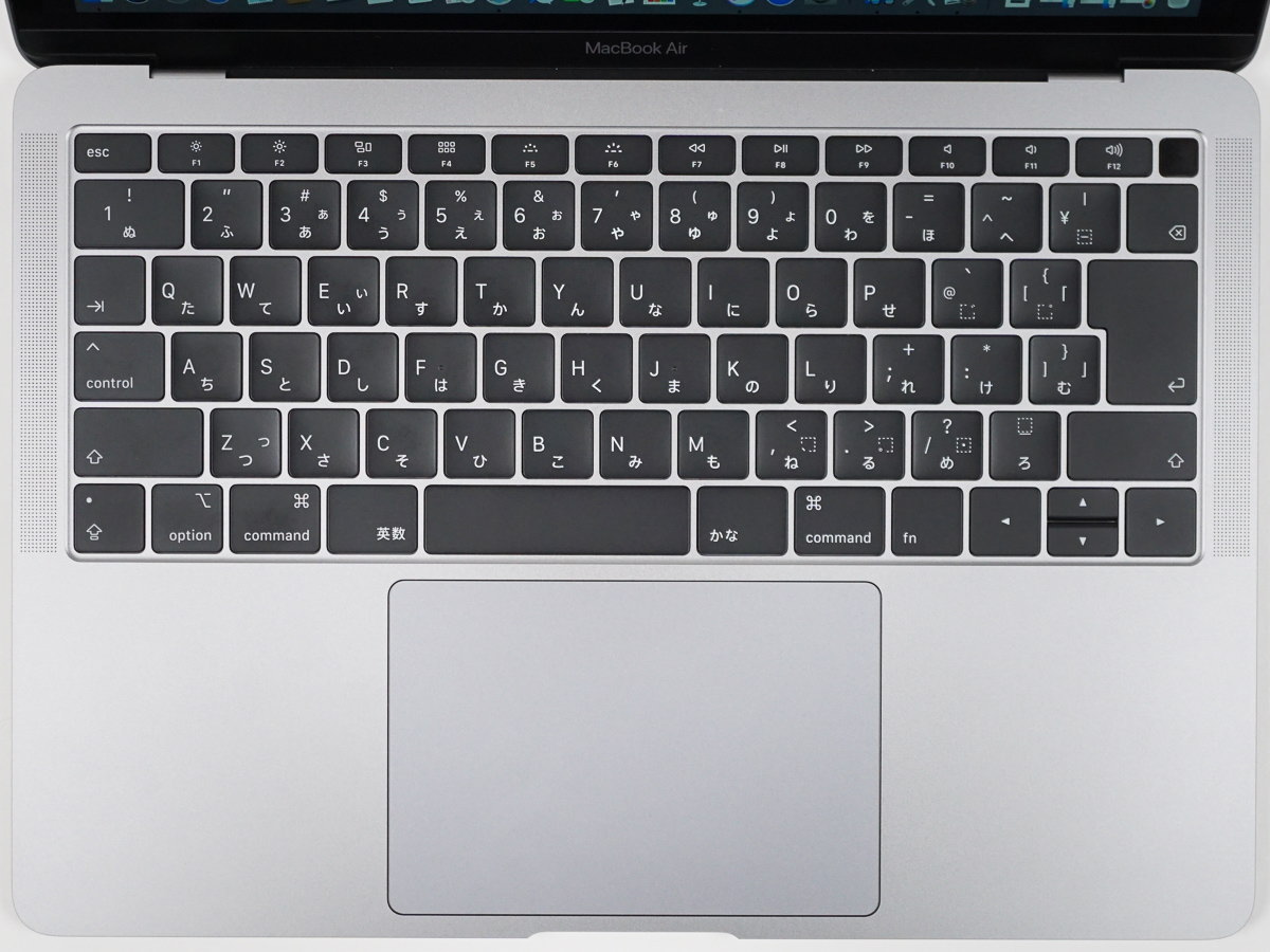 MacBook Air 2019/2018の実機レビュー - the比較