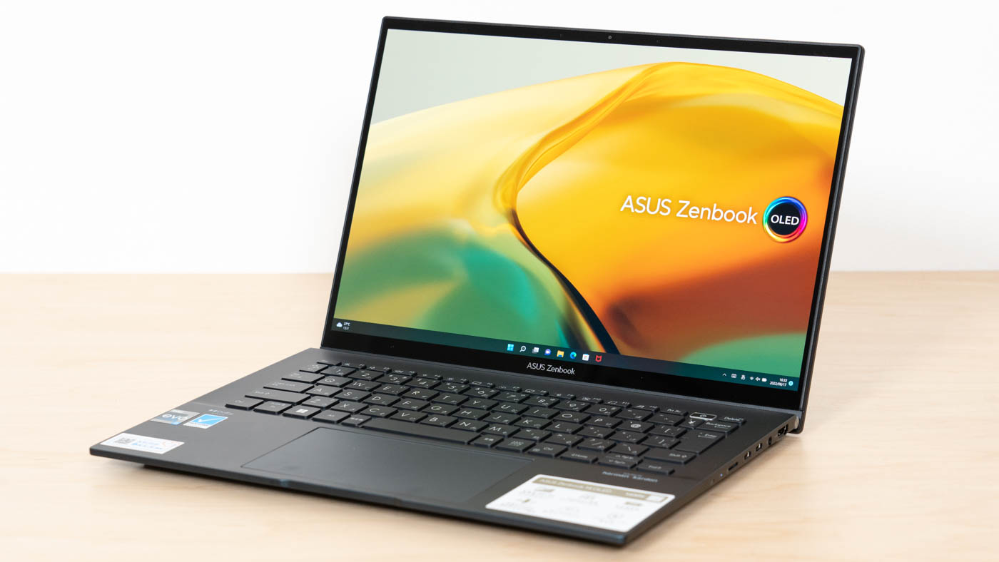 ASUS Zenbook  OLEDの実機レビュー   the比較