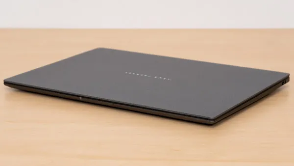 ASUS Zenbook S 14 (UX5406)レビュー｜Core Ultra 9、約1.2kgの高性能