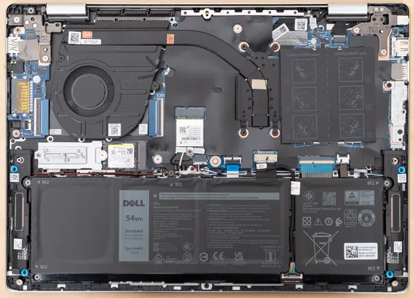 Dell 15の内部の写真