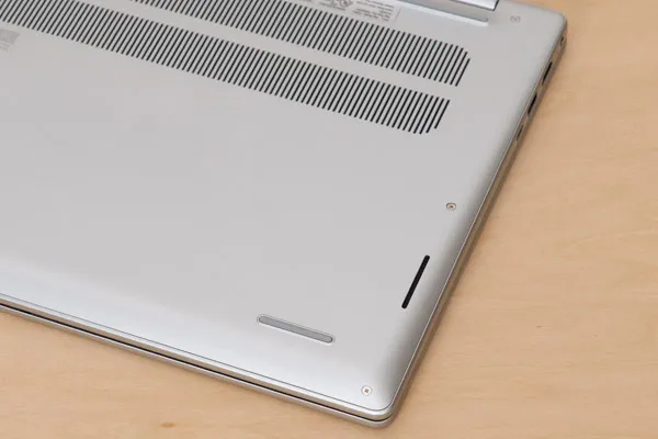 Dell 15のスピーカー写真