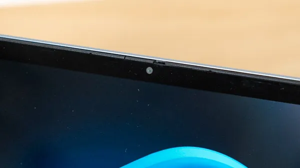 Dell 14 Plus 2-in-1のWebカメラの写真