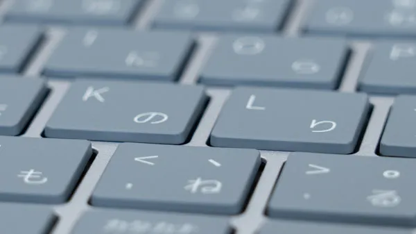 Dell 14 Plus 2-in-1のキーボード拡大写真
