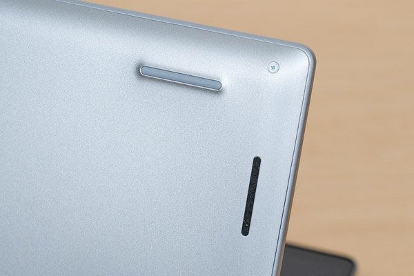 Dell 14 Plus 2-in-1のスピーカー写真