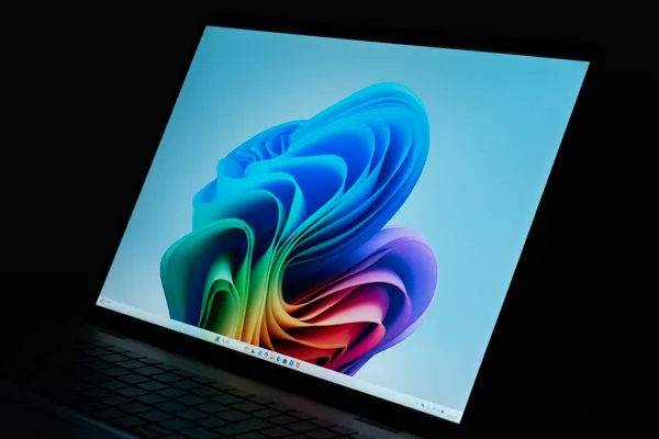 Dell 14 Plus 2-in-1の視野角