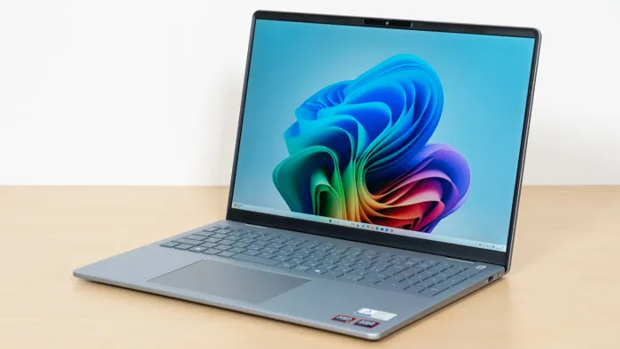 Dell 16 Plus DB16255の写真
