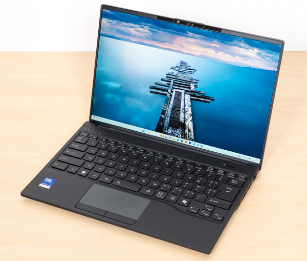 FMV WU1-L1の正面写真