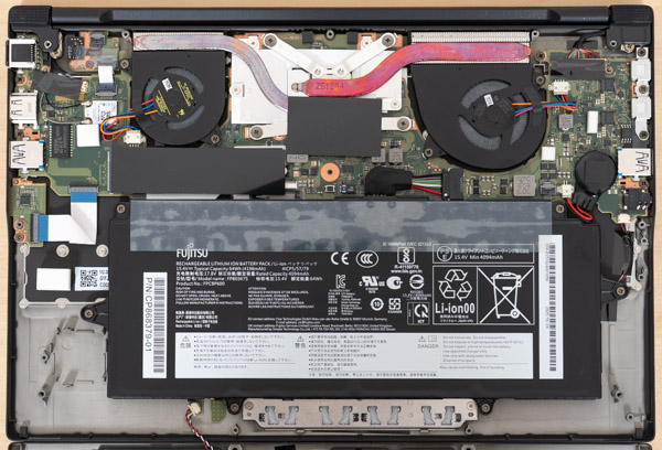 FMV WU1-L1の内部の写真