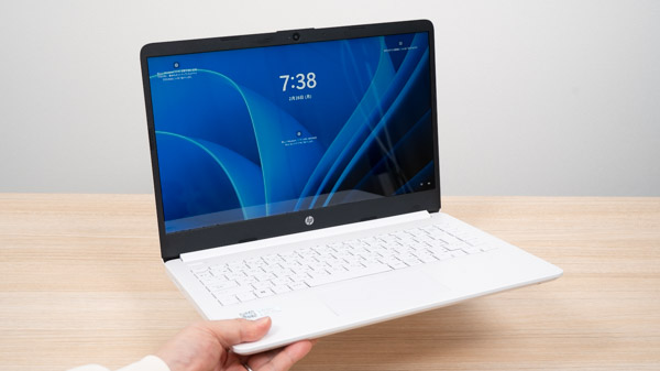 【極美品】HP ノートパソコン HP 14s-fq0000 14型フル