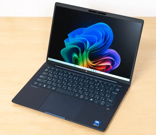 HP EliteBook X G1i 14 AIの正面写真