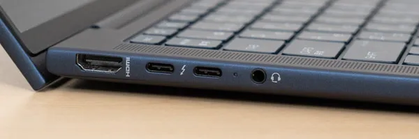 HP EliteBook X G1i 14 AIの側面の写真その2