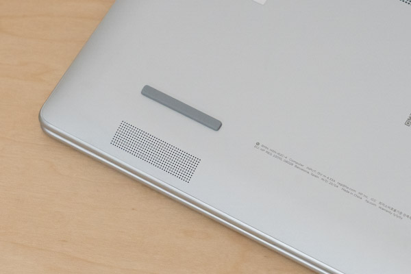 HP EliteBook 8 G1i 14のスピーカー写真