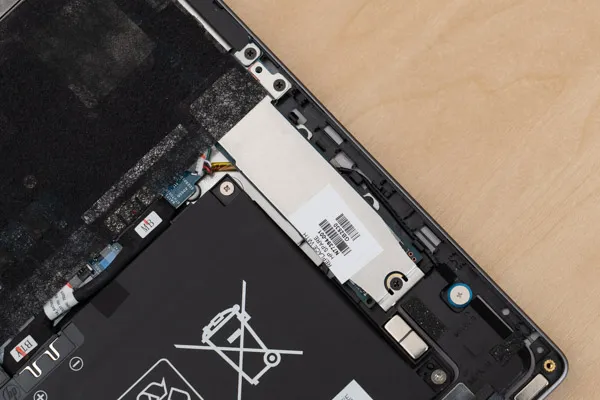 HP OmniBook X Flip 14-fmのSSDの写真