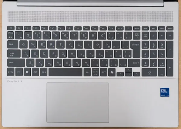 HP OmniBook 5 16-afのキーボード写真