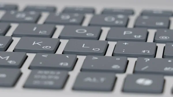 HP OmniBook 5 16-afのキーボード拡大写真