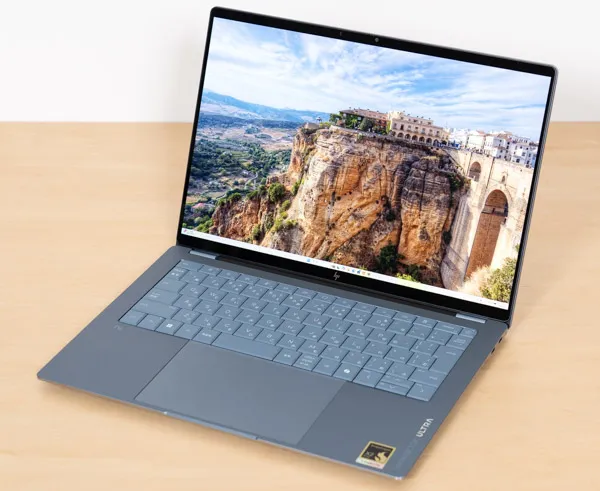 HP OmniBook Ultra 14-kg レビュー｜アルミボディが素敵なノートPC