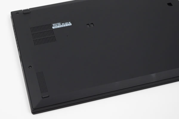 レノボ ThinkPad X1 Carbon 2019(Gen 7)の特徴 - the比較