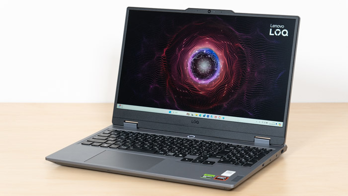 Lenovo LOQ 15IRX9の写真