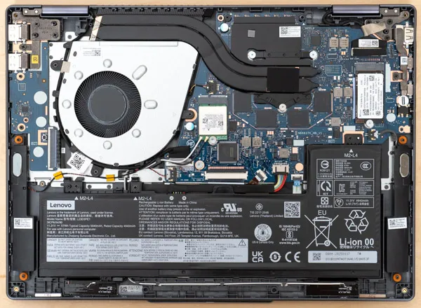 IdeaPad 5 2-in-1 Gen 10(14型 AMD)の内部の写真