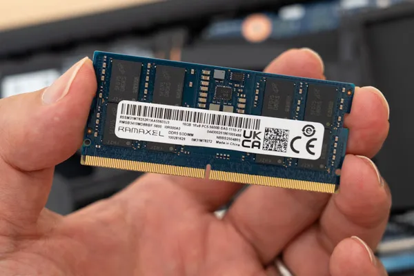 ThinkPad E14 Gen 7 IALのメモリ