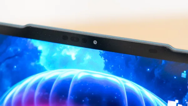Yoga Slim 7 Gen 10(14型 AMD)のWebカメラの写真