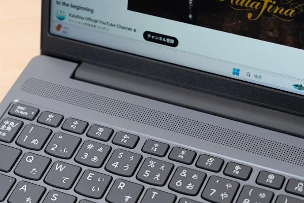 Lenovo IdeaPad Slim 3 Gen 10 (15.3型 AMD)のスピーカー写真