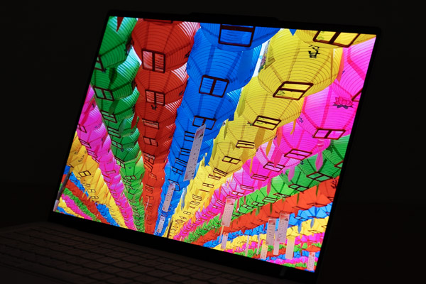 Lenovo Yoga Slim 7i Ultra Gen 11 Aura Edition(14型 Intel)の視野角