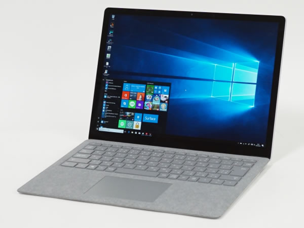 Surface Laptopの正面