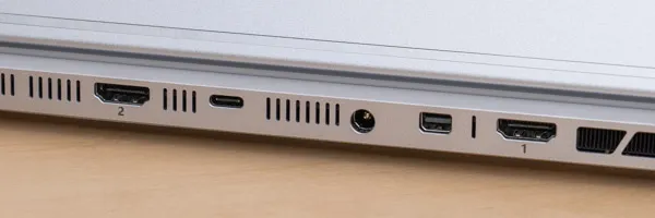 DAIV S5-A7G60SR-Aの背面写真