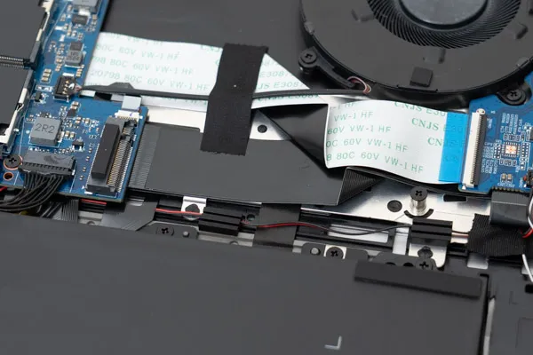 mouse B5-A7A01SR-AのSSDの写真