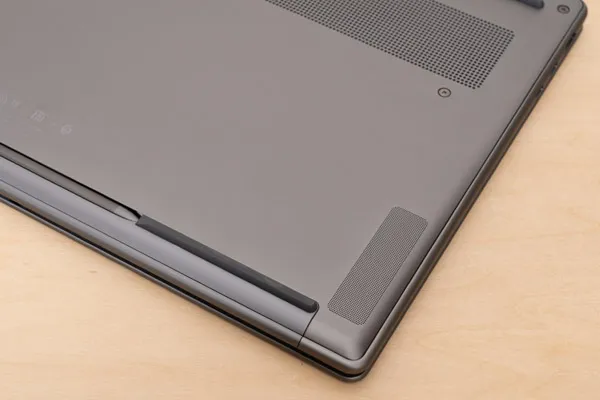 Prestige 14 Flip AI+ D3Mのスピーカー写真