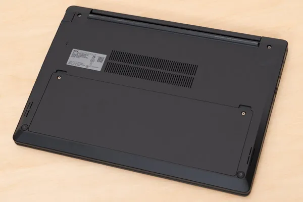 LAVIE Direct N14 Slimの底面写真