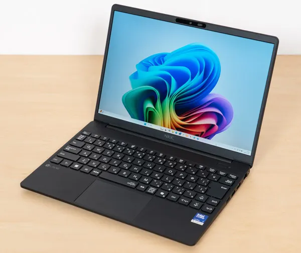 LAVIE Direct NEXTREMEの天板写