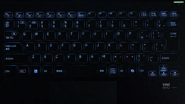 VAIO SX14-Rのキーボードバックライトの写真