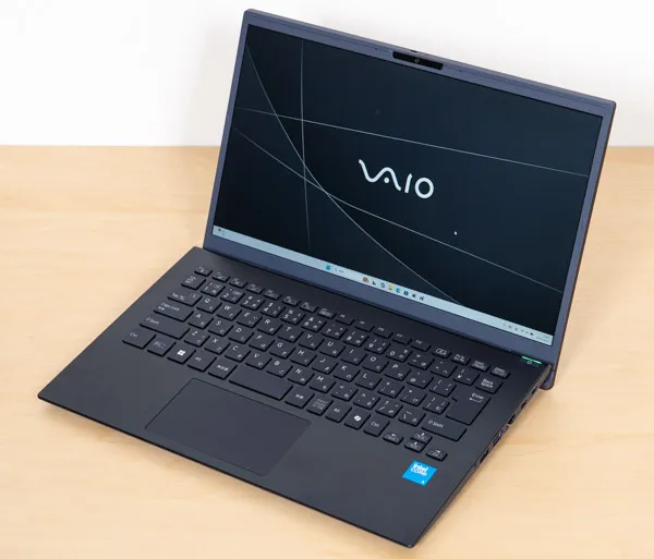 Dell 15の正面写真