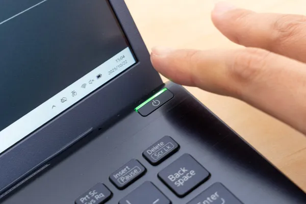 Dell 15の底面写真