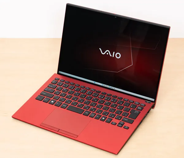 VAIO SX14-Rの正面写真