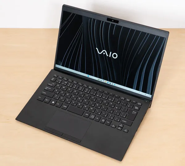 Reborn VAIOの正面写真