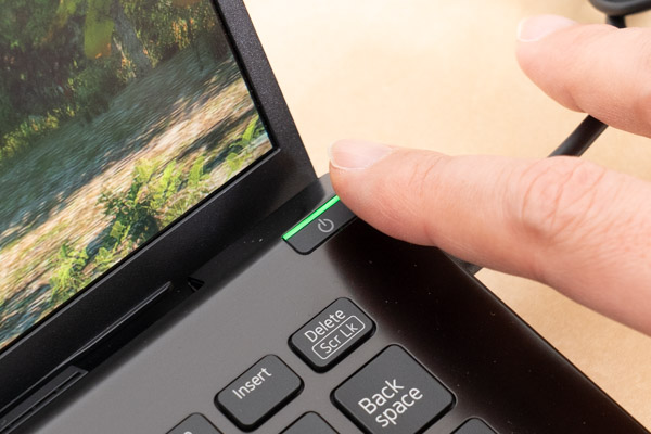 Reborn VAIOの底面写真