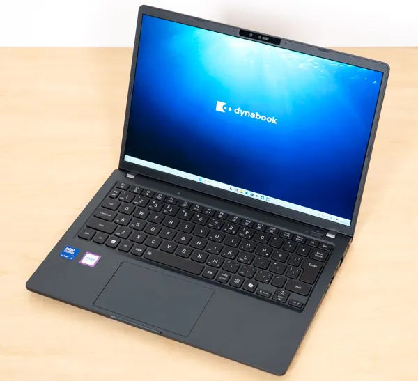 dynabook GR/ZZの正面写真